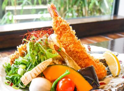 Tonkatsu Wa Dainingu Ajisato